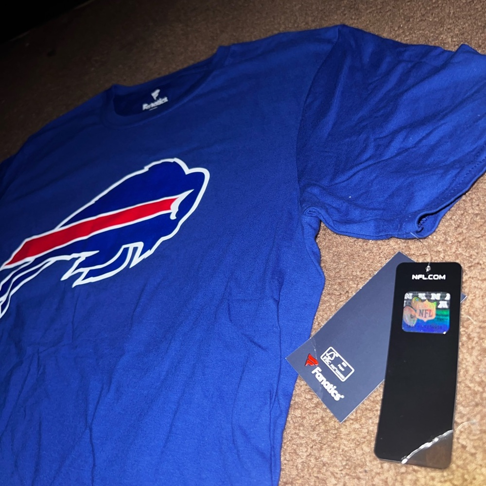 BLUE FOOT BALL SHIRT NEVER WORN